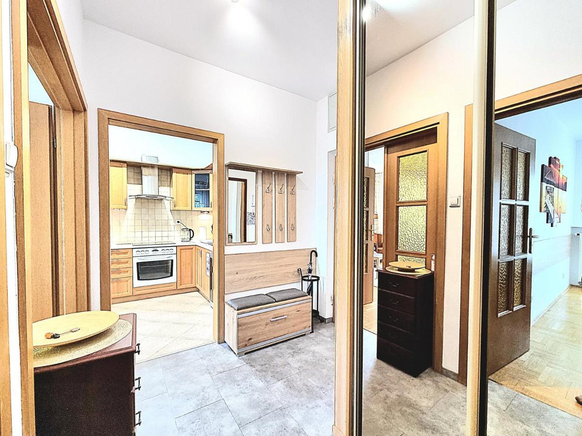 Saska Kepa Apartment Varsavia Esterno foto